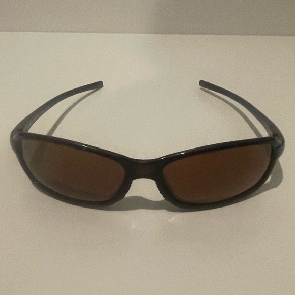 Maui Jim Sunglasses Polarized with Strap Holder - Picture 5 of 12